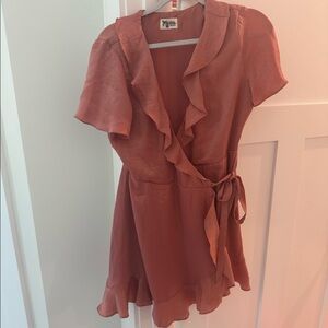 Show me your mumu M pink wrap dress